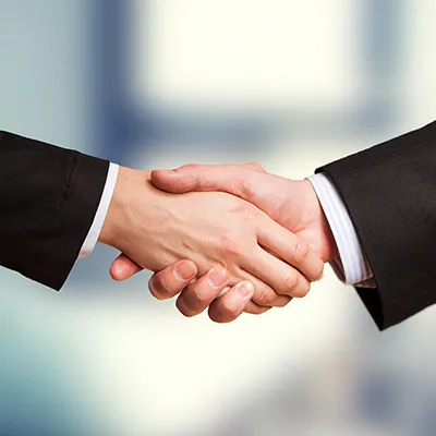 専属税理士との握手